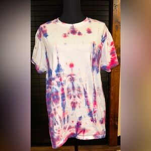 GUC Tie-Dye t-shirt